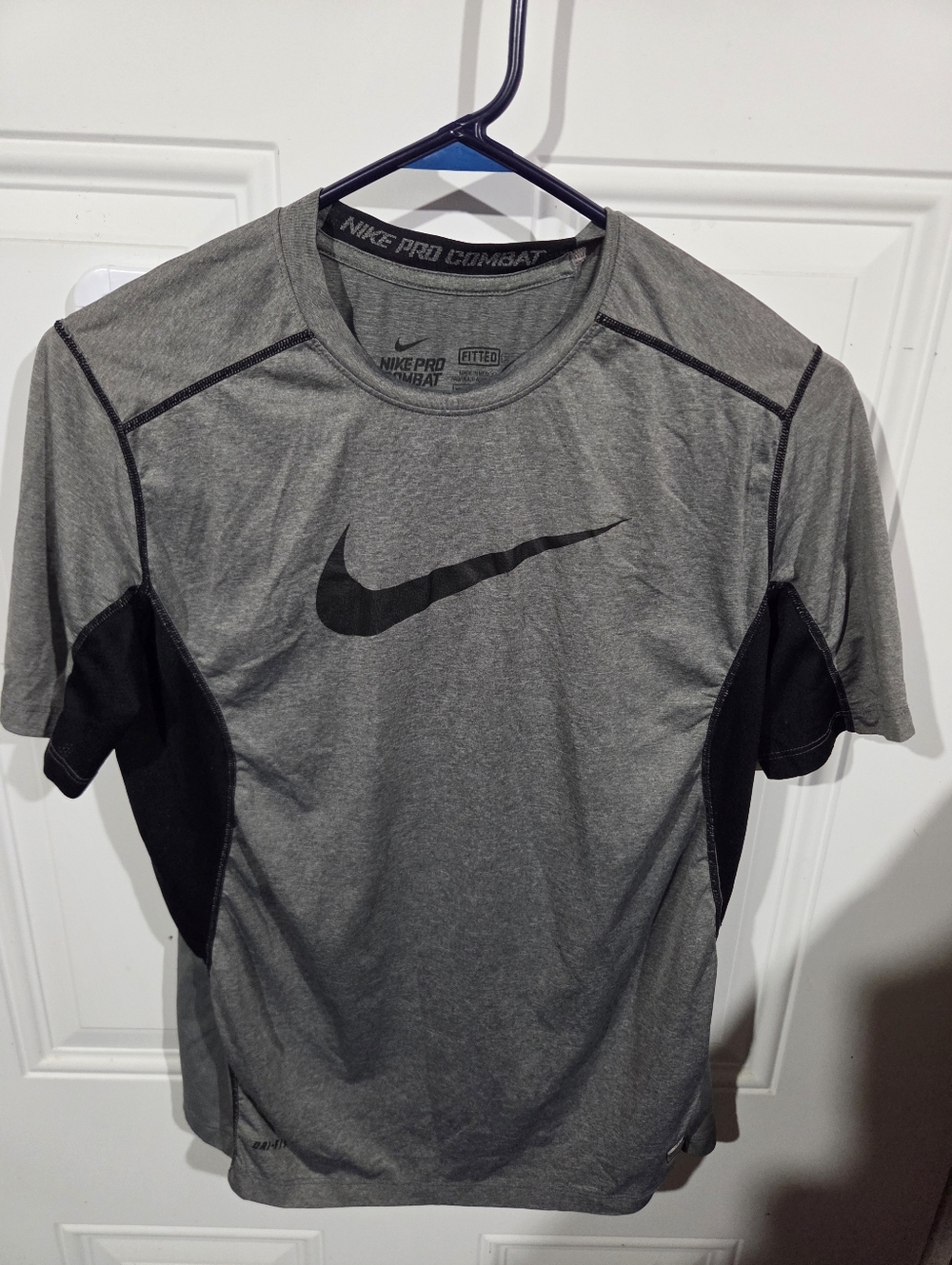Nike Gray and Black Short-Sleeve Performance Tee